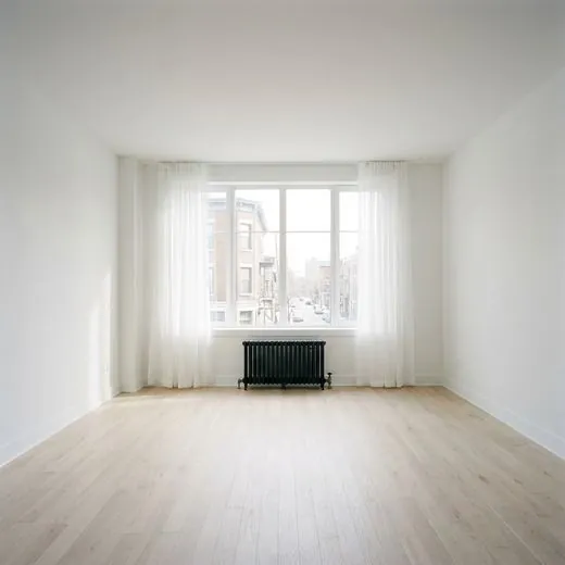 Empty room before staging